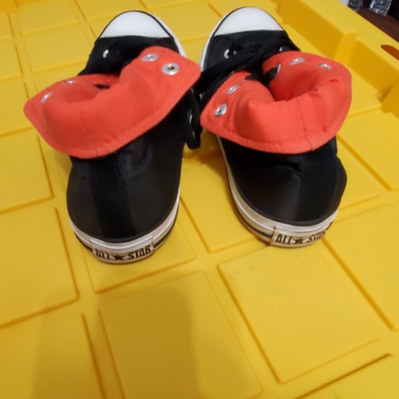 Converse - Picture 3 of 3